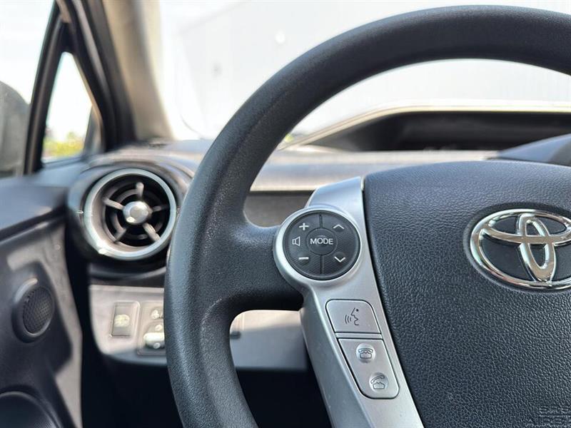 toyota Prius 2017 - 19