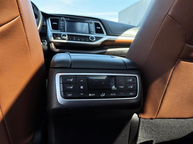 toyota Highlander 2019 - 17