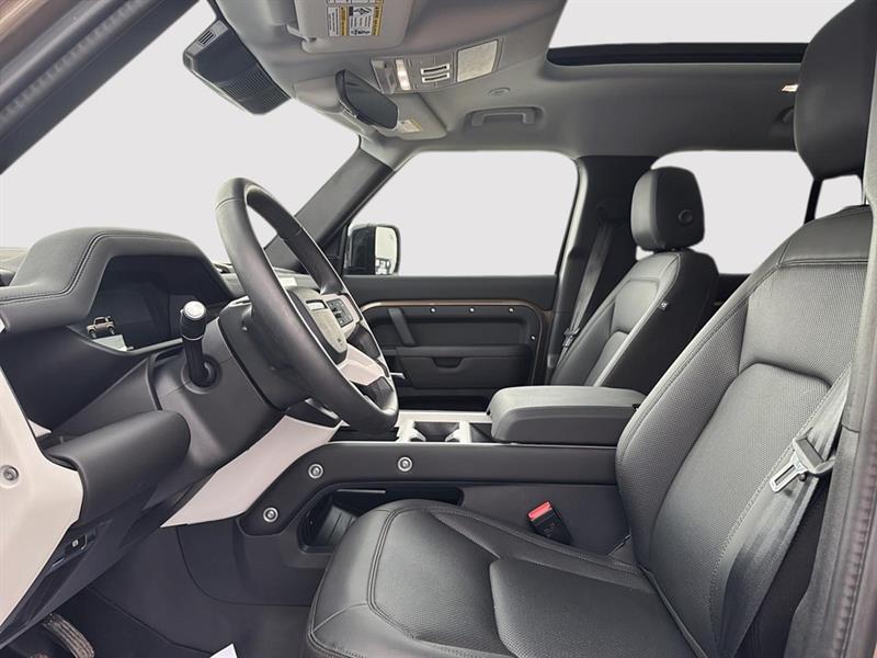 land rover Defender 2025 - 14