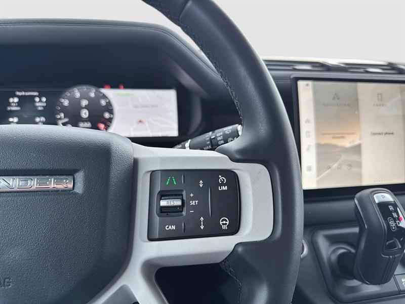 land rover Defender 2025 - 25