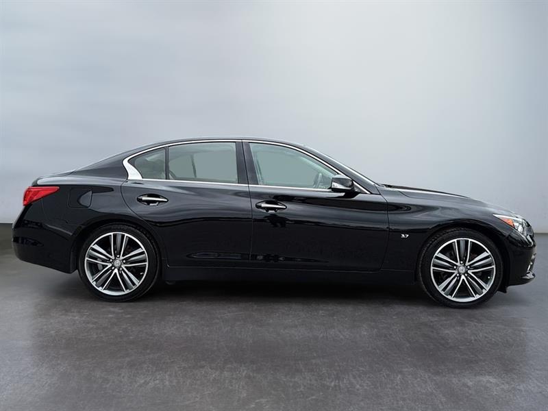 infiniti Q50 2015 - 10