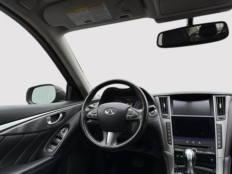 infiniti Q50 2015 - 19