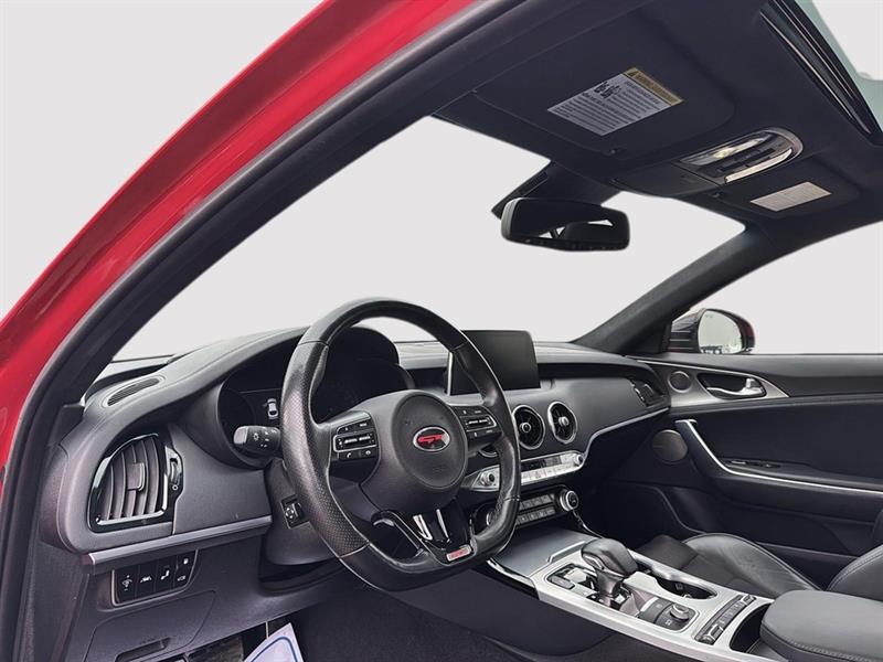kia Stinger 2018 - 13