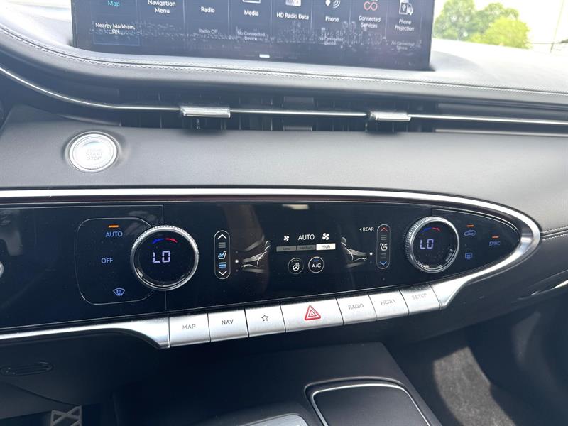 genesis GV70 2023 - 24