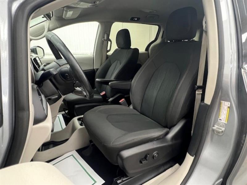 chrysler Pacifica 2019 - 30