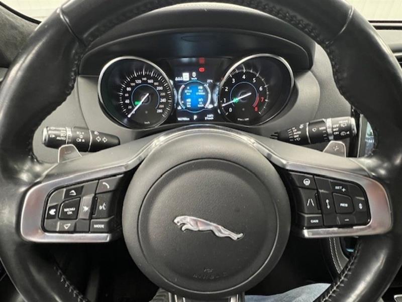 jaguar F-PACE 2019 - 13