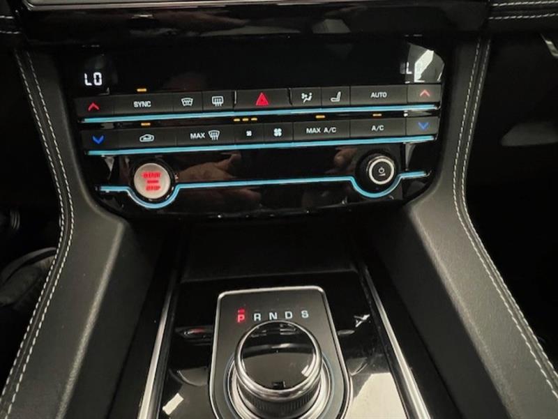 jaguar F-PACE 2019 - 22