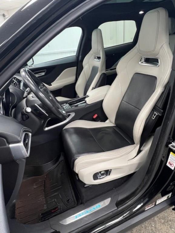 jaguar F-PACE 2019 - 29