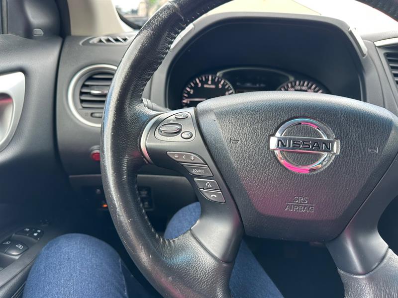 nissan Pathfinder 2015 - 19