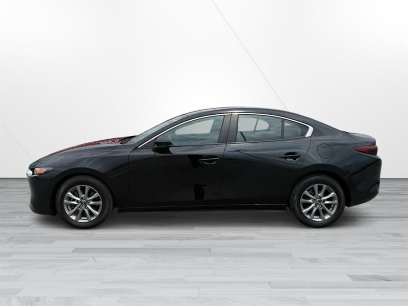 mazda Mazda3 2022 - 8
