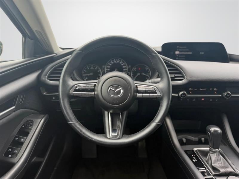 mazda Mazda3 2022 - 13