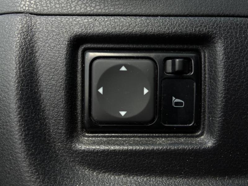 nissan Versa Note 2018 - 22