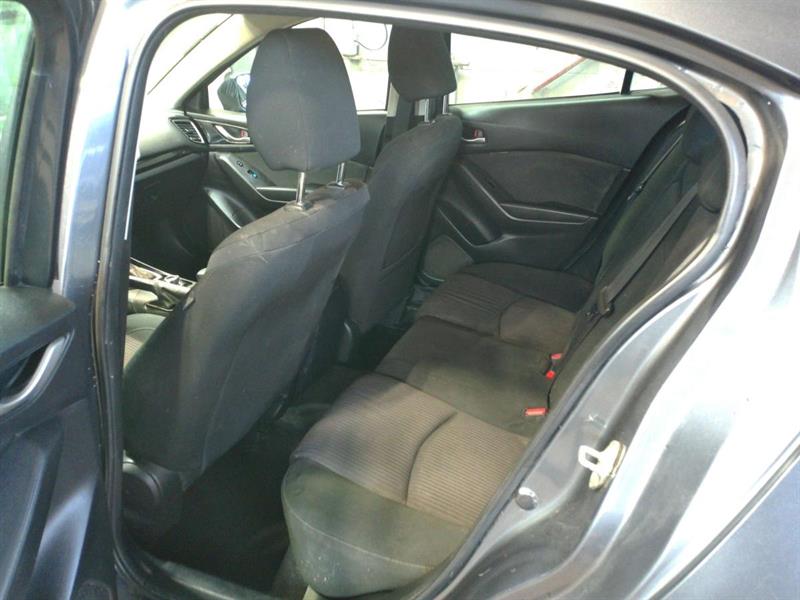 mazda Mazda3 2016 - 10