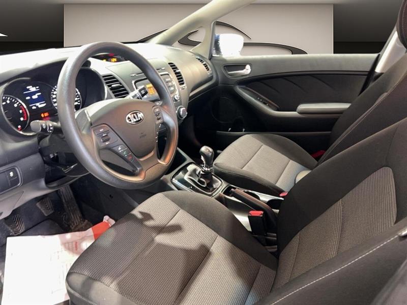 kia Forte 2018 - 5