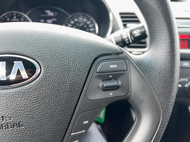 kia Forte 2018 - 10