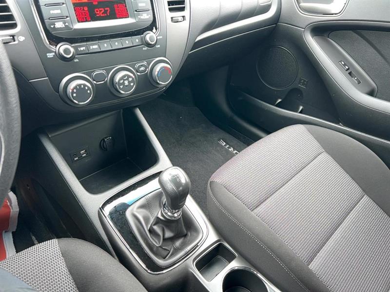 kia Forte 2018 - 14