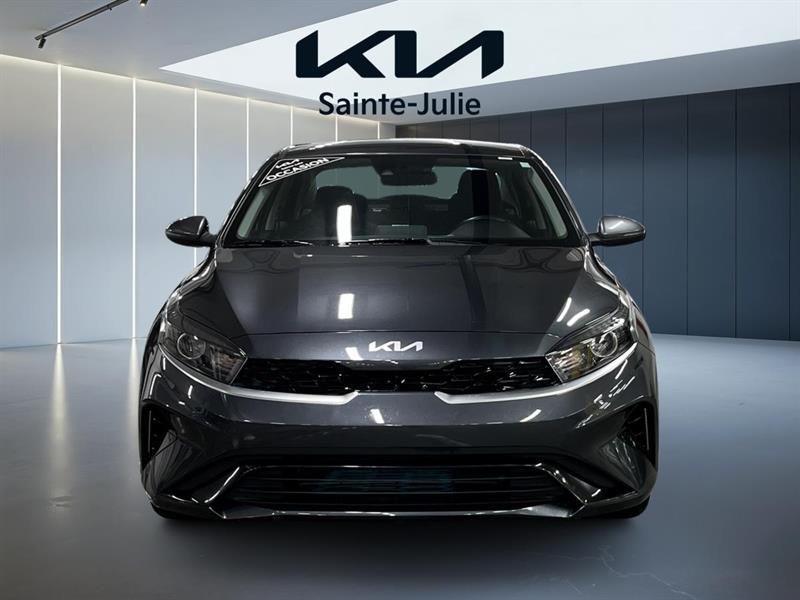 kia Forte 2023 - 10