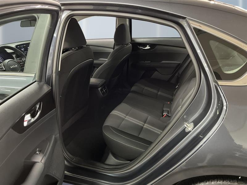 kia Forte 2023 - 23