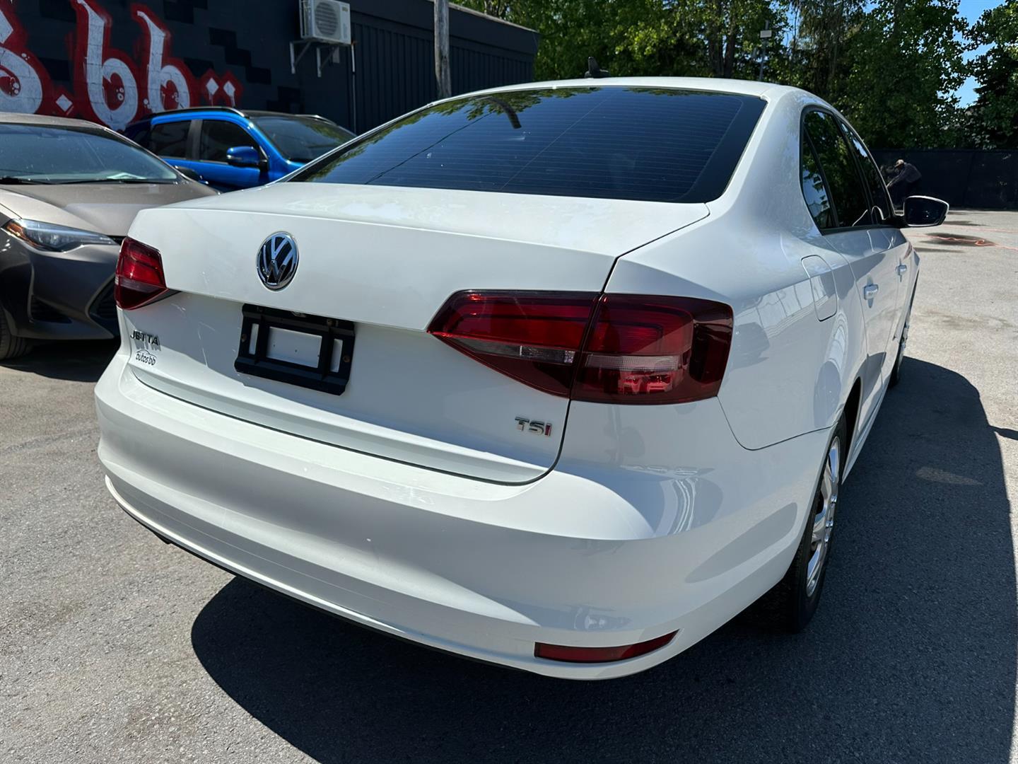 volkswagen Jetta Sedan 2017 - 3