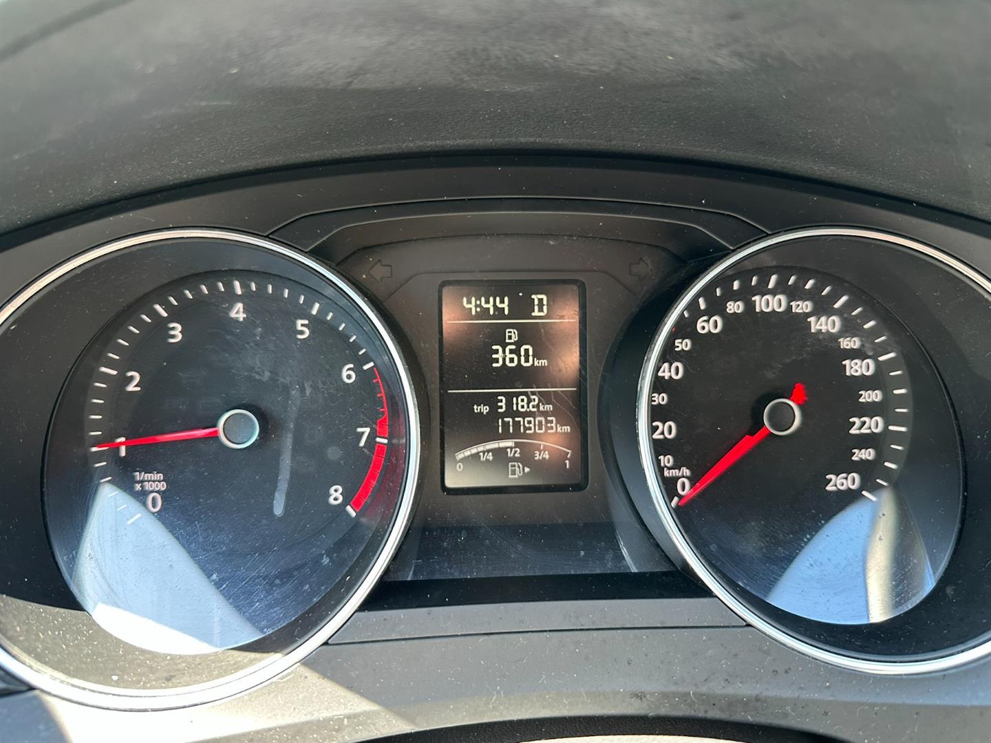 volkswagen Jetta Sedan 2017 - 14