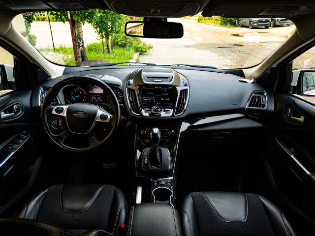 ford Escape 2015 - 30