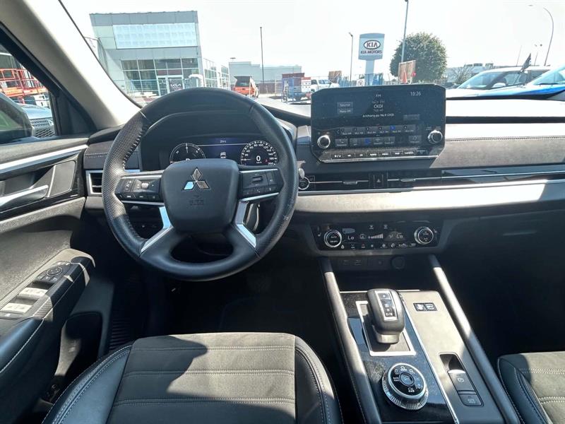mitsubishi Outlander rechargeable 2024 - 9