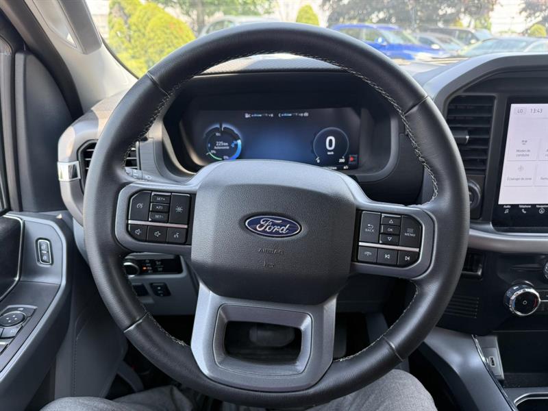 ford F150 Lightning 2025 - 17