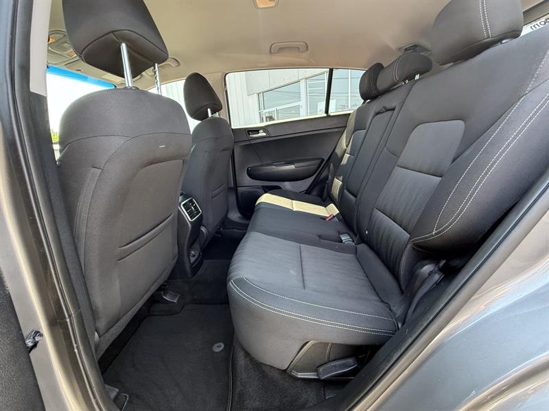 kia Sportage 2018 - 16