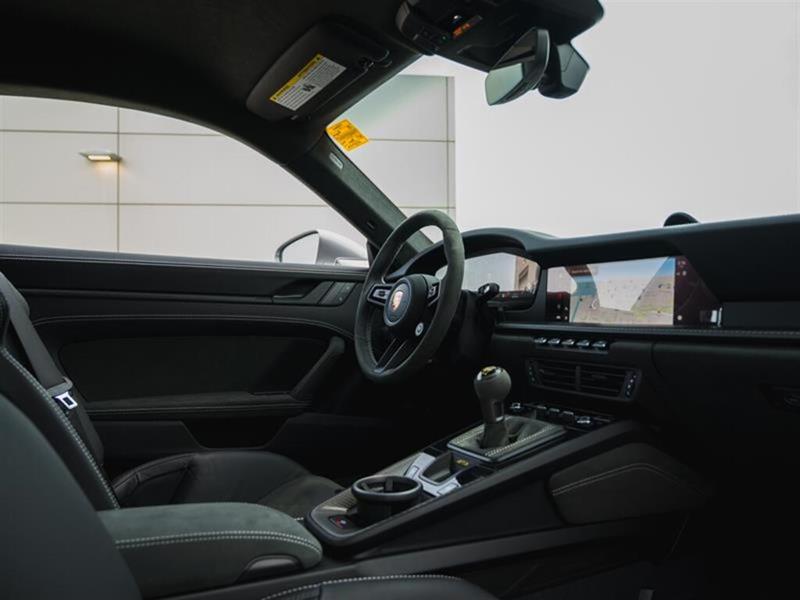 porsche 911 2025 - 23