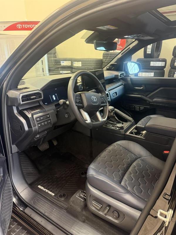 toyota 4Runner 2025 - 8