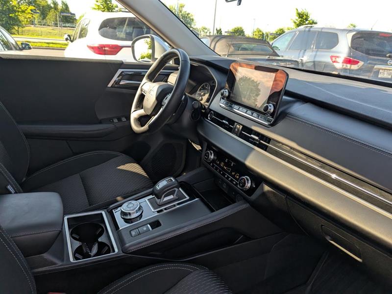 mitsubishi Outlander 2024 - 12