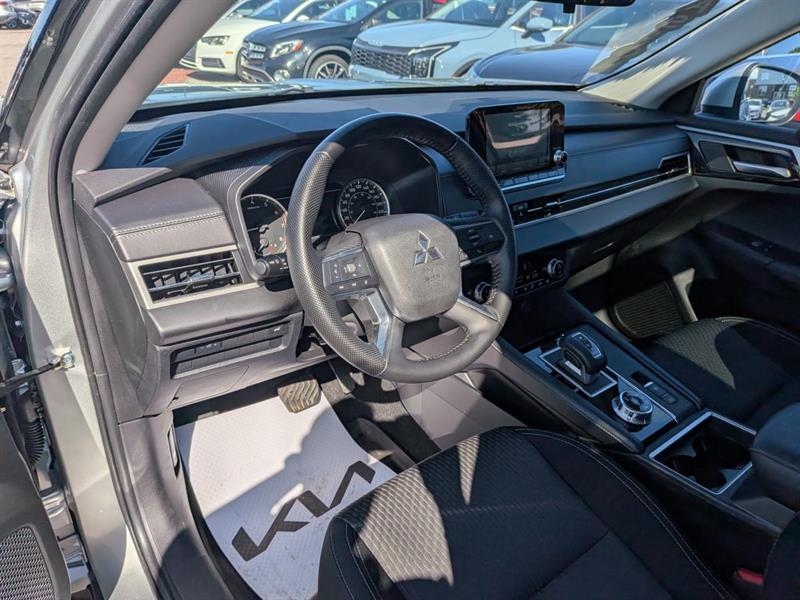 mitsubishi Outlander 2024 - 18