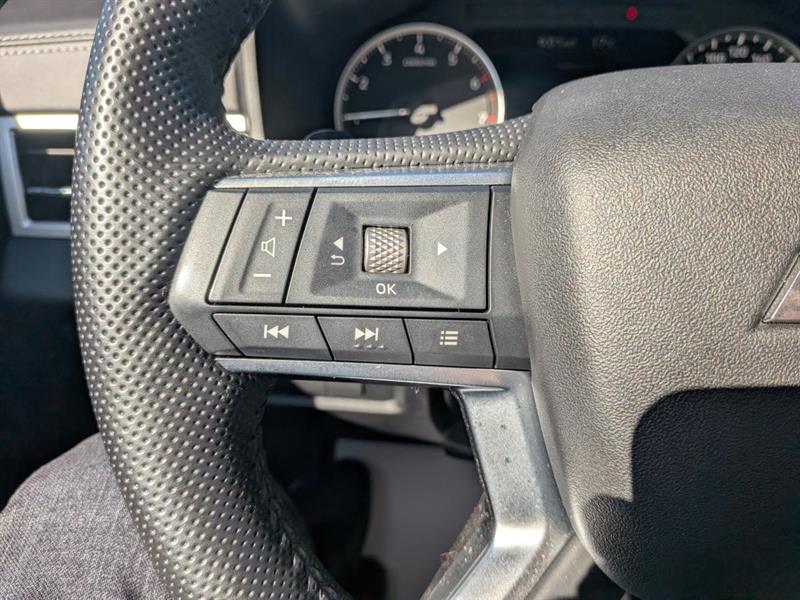 mitsubishi Outlander 2024 - 26