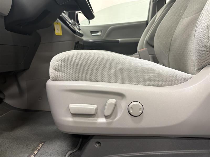 toyota Sienna 2019 - 9