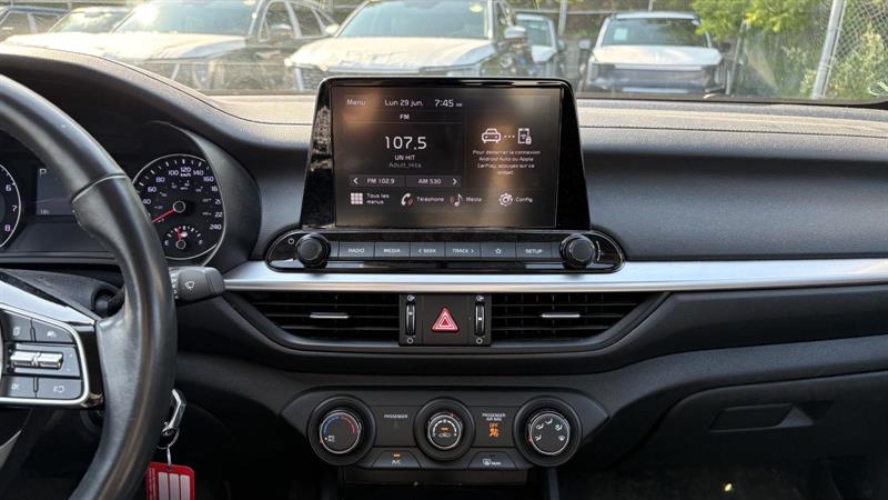 kia Forte 2023 - 18