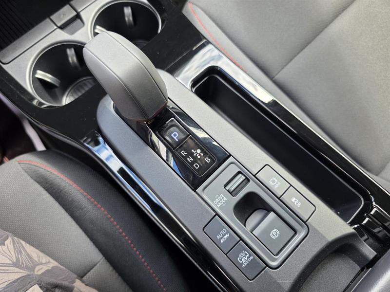 toyota Prius Prime 2024 - 16