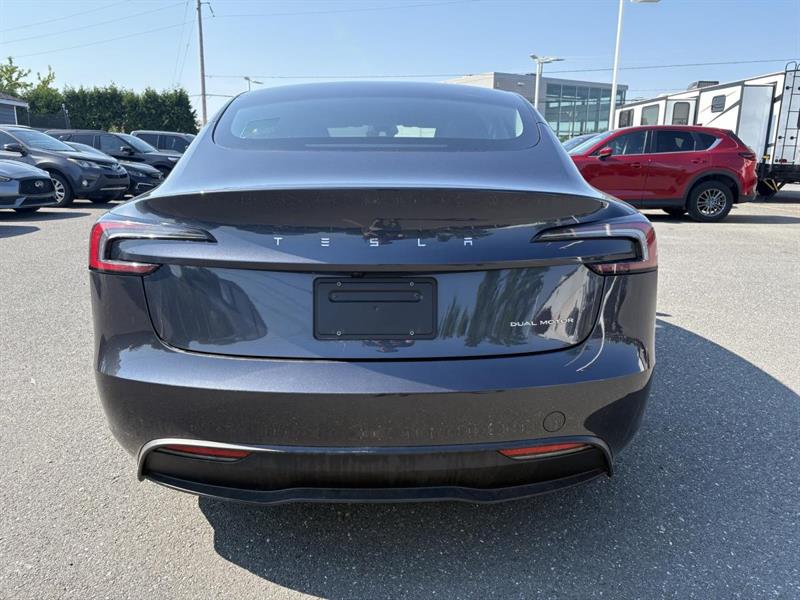 tesla Model 3 2024 - 3