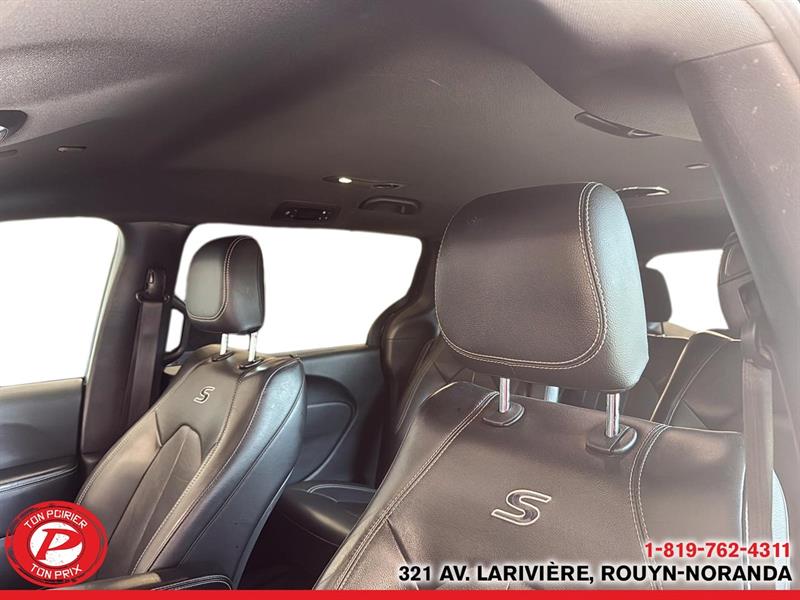 chrysler Pacifica Hybrid 2021 - 10