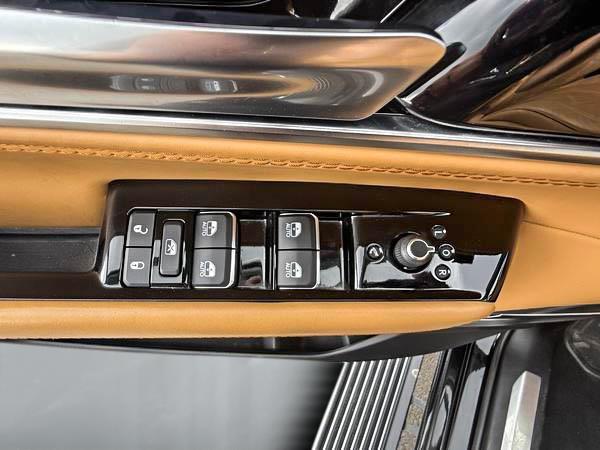 jeep Grand Wagoneer 2022 - 13