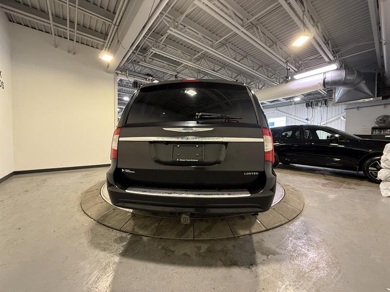 chrysler Town & Country 2015 - 4