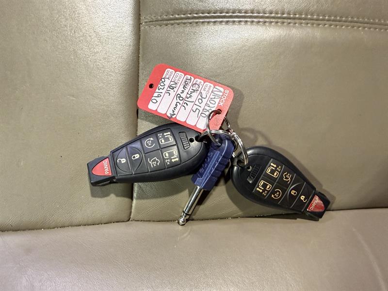 chrysler Town & Country 2015 - 25