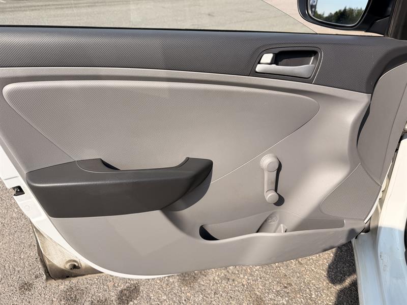 hyundai Accent 2014 - 10