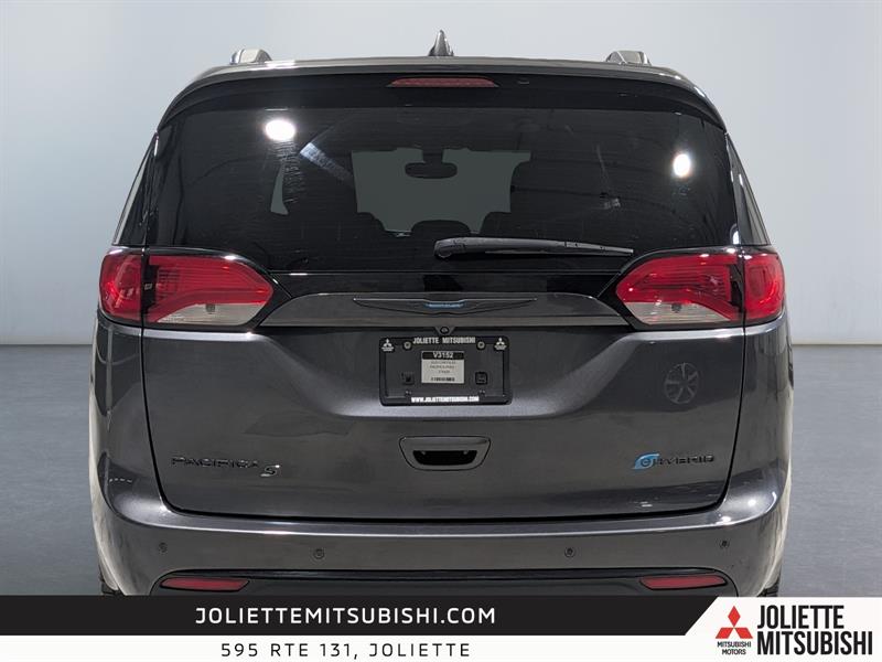 chrysler Pacifica Hybrid 2020 - 16