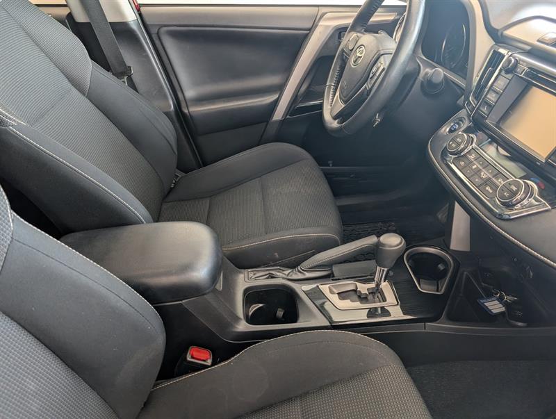 toyota RAV4 2018 - 8