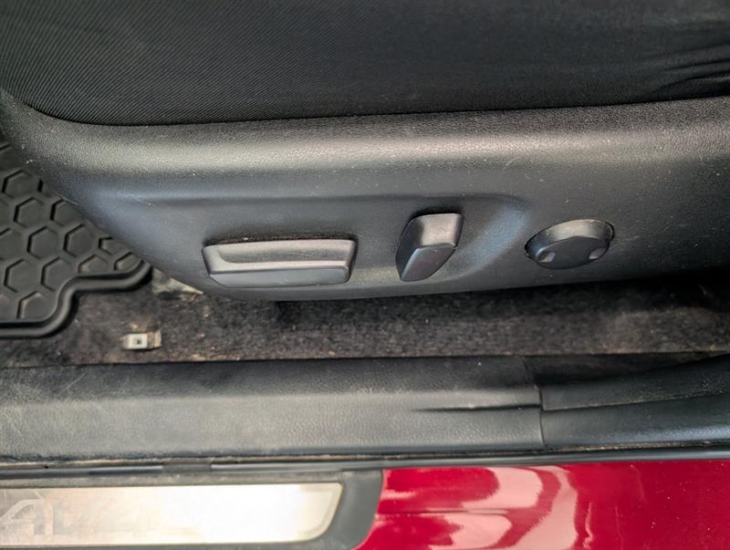 toyota RAV4 2018 - 13