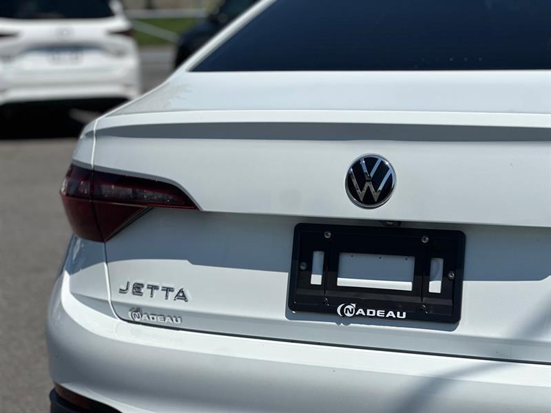 volkswagen Jetta 2023 - 8