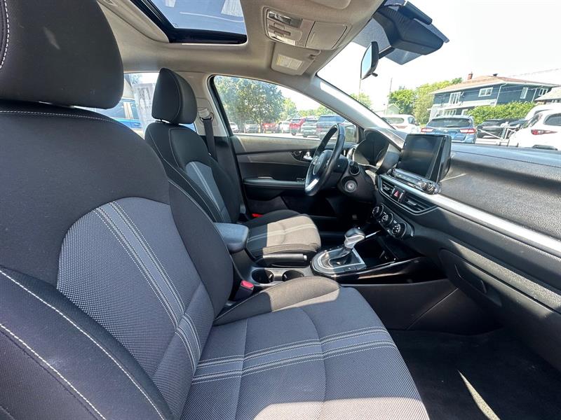 kia Forte 2023 - 11