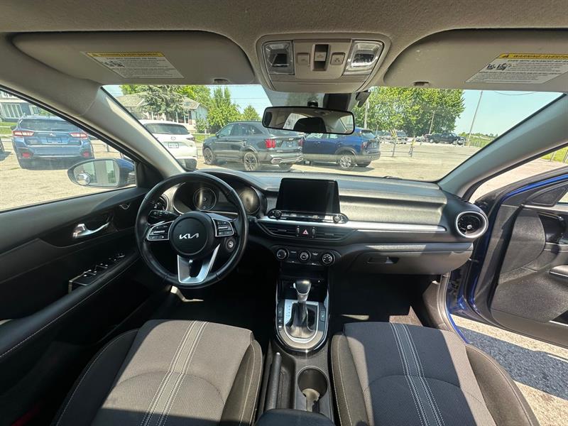 kia Forte 2023 - 13