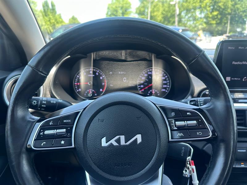 kia Forte 2023 - 14