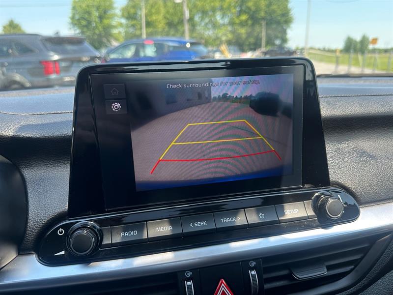 kia Forte 2023 - 19